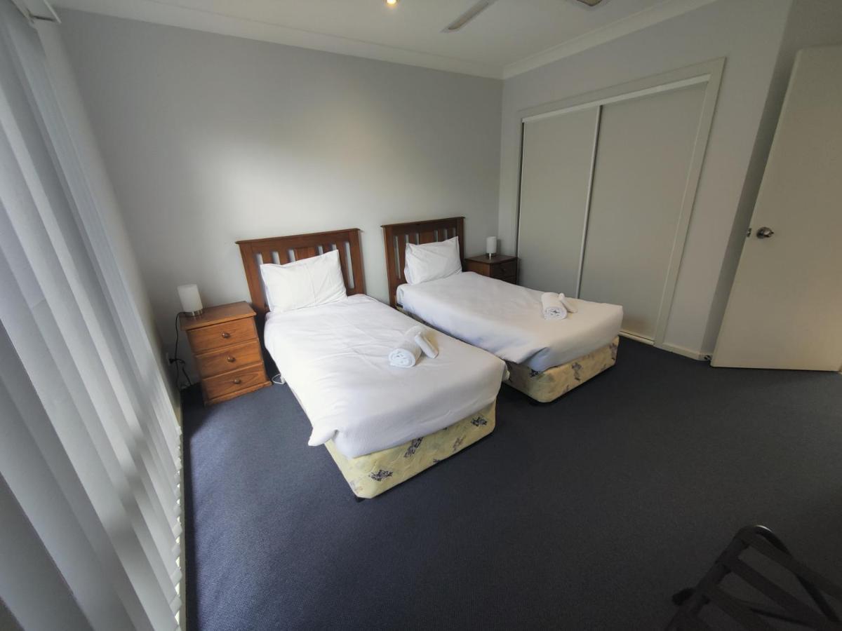 Belvoir Village Motel & Apartments Wodonga Exteriör bild